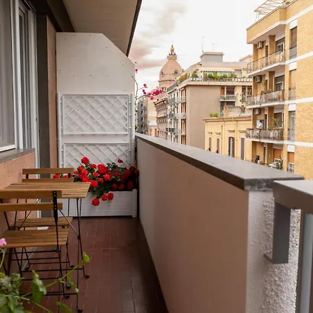 Cozy Loft Putignani Apartment Bari